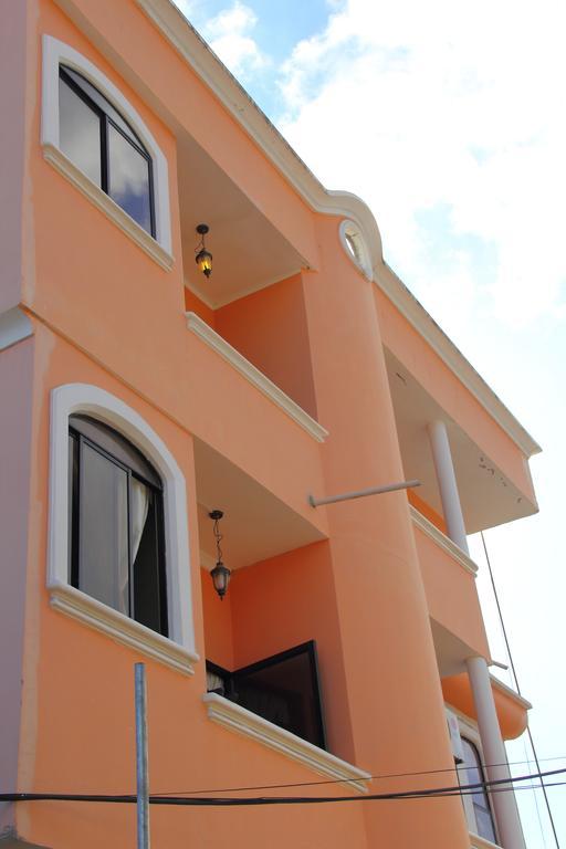 Hostal Duncan Puerto Ayora  Dış mekan fotoğraf