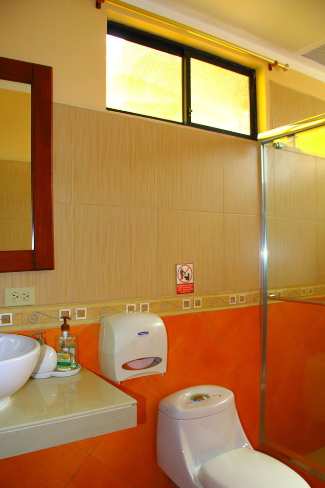 Hostal Duncan Puerto Ayora  Dış mekan fotoğraf